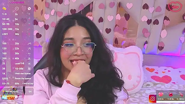 Онлайн чат XXX MARIANA_TAY1