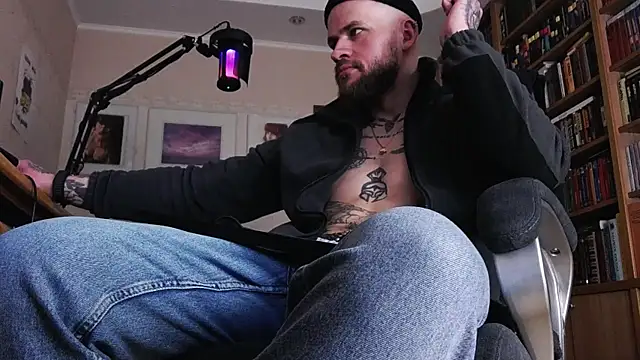 FindomJason live XXX chat