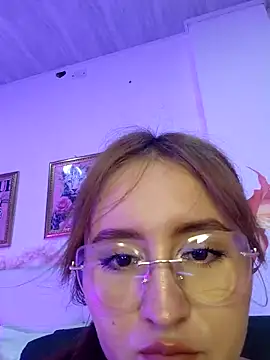 Chat XXX ao vivo de melody-doll