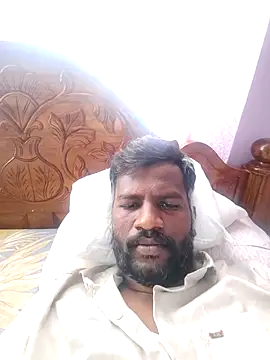 Paramkeerthi: вебкам-шоу