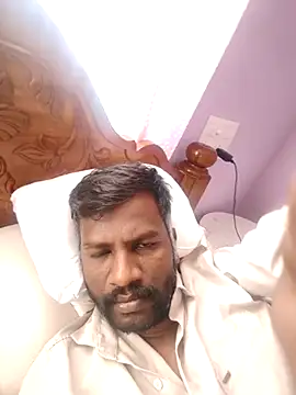 Paramkeerthi – Naživo XXX chat