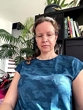 Chat +18 de AnnikaRose ao vivo