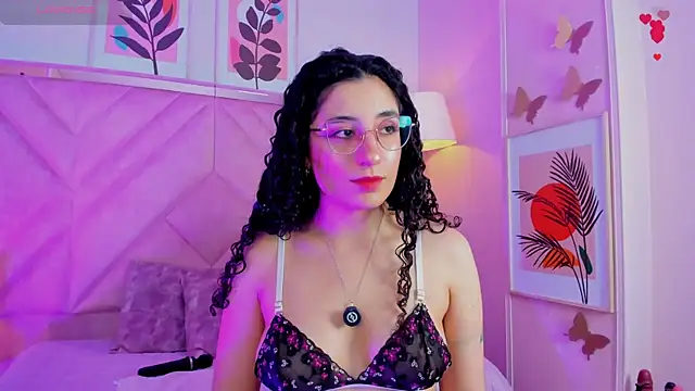 DemiJones_のライブXXXチャット