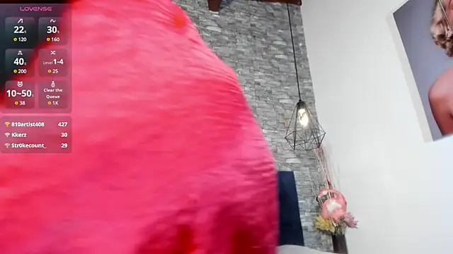 Emily_Brown18 Adlı Modelin Canlı XXX Sohbeti