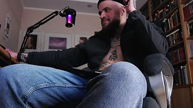 Webkamerová show FindomJason