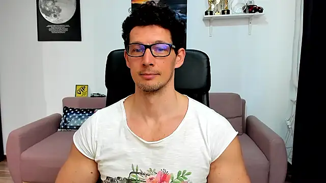 Chat XXX Live BrutusK08