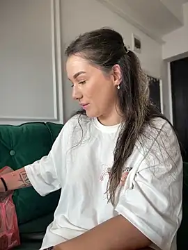 Czat XXX na żywo – HotXMom_