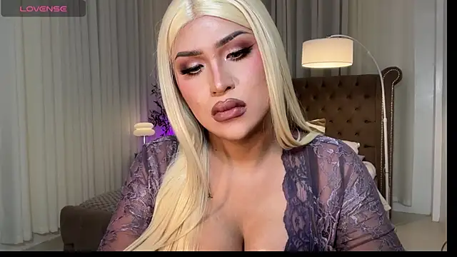 Your_Majesty_Tyra – webcam-show