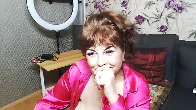 cutewoman67's Live XXX Chat