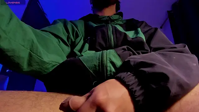 s_sven03 Chat XXX in diretta