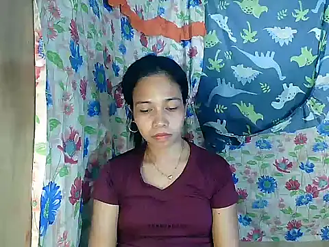 PinaySkinnyGirl's Live XXX Chat