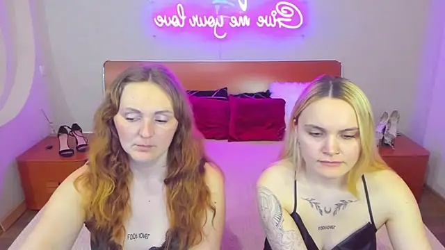 MagicEyess' Live XXX Chat