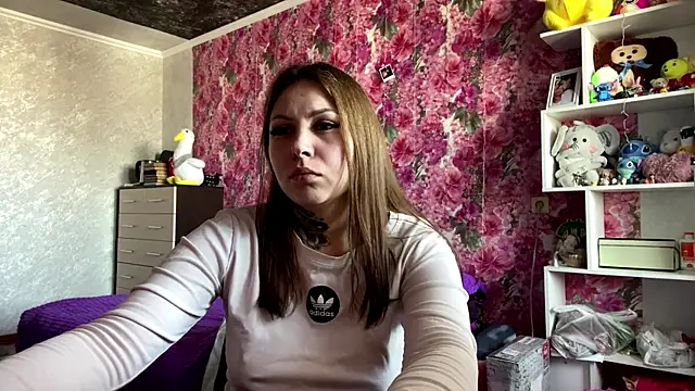 TraciBallenaのライブXXXチャット