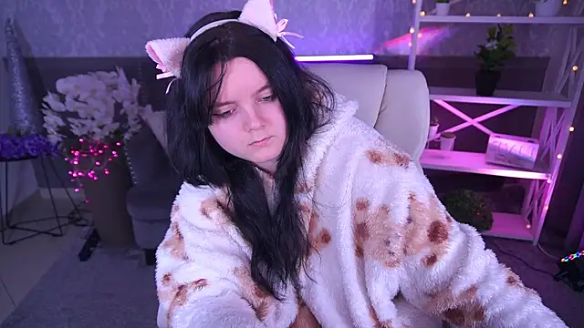 Онлайн чат XXX LittleShyy