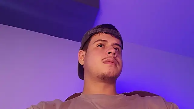 BjornSteel's Live XXX Chat