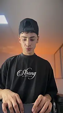 Sebastian_Reed Chat XXX in diretta