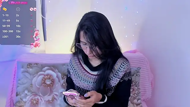 NayeCloud Live XXX-chat