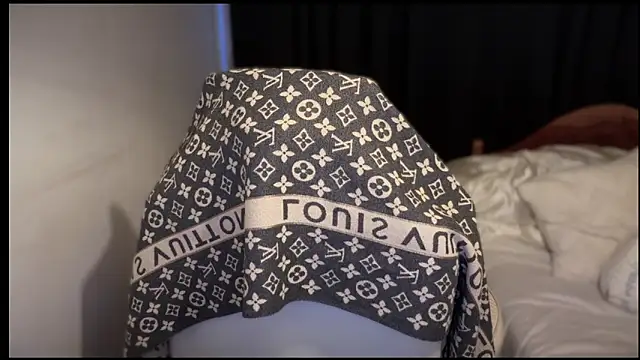 _XXXKittyTingles Pertunjukan Webcam