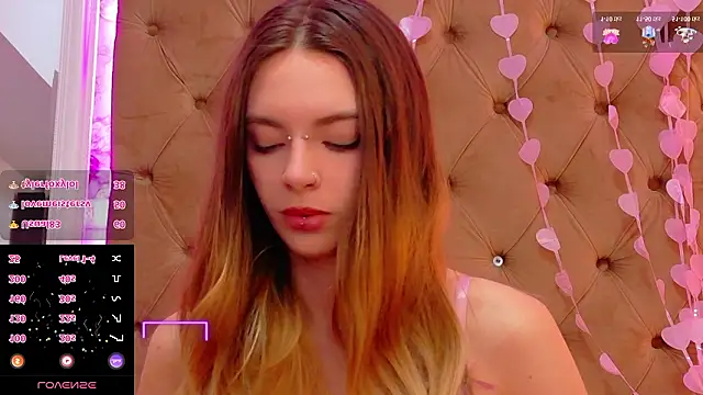 CoraVex's Live XXX Chat