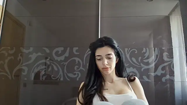 gglingeriee 现场XXX聊天