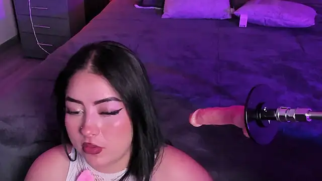 Emberrvelvet 现场XXX聊天