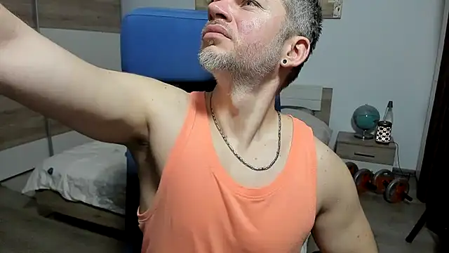 RobbyShawz Live XXX-chat