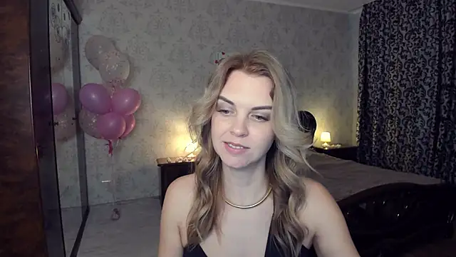 LunaFlinn Live XXX-Chat