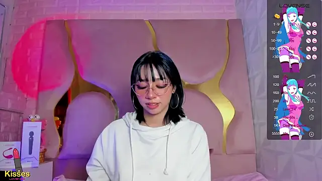 แชท XXX สดของ NaniiSisy