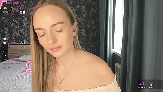 XXX chat uživo modela A_delina