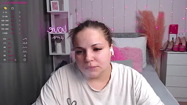 Crazyy_girl_'s Live XXX Chat