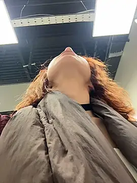 RosieSecret Chat XXX in diretta