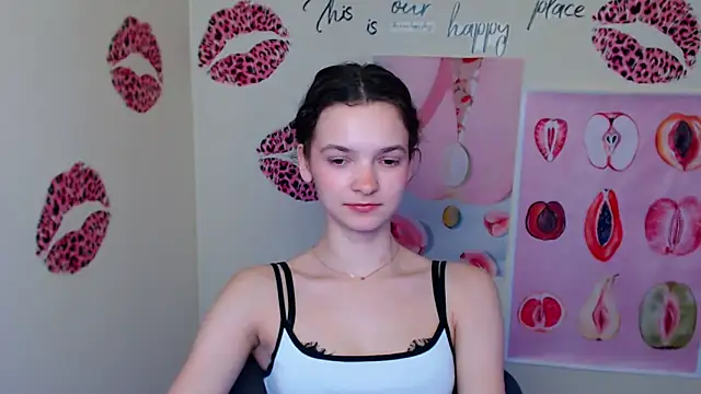 _SusieSu_'s Live XXX Chat