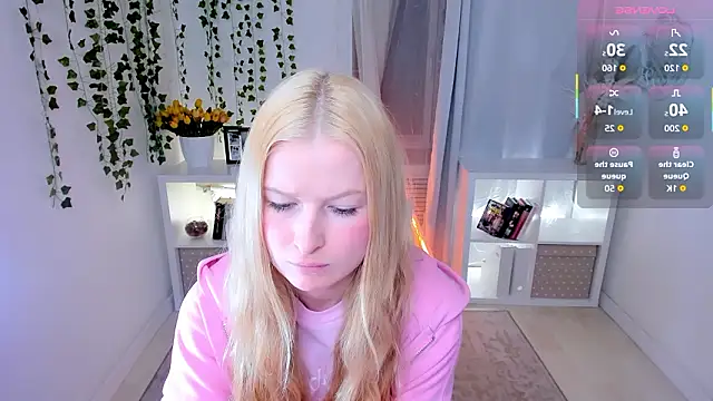 Chat XXX en directo de Laly_Peach