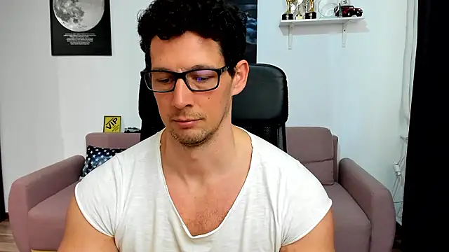 BrutusK08 Show Webcam