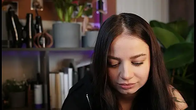 just_dakota_ Adlı Modelin Canlı XXX Sohbeti