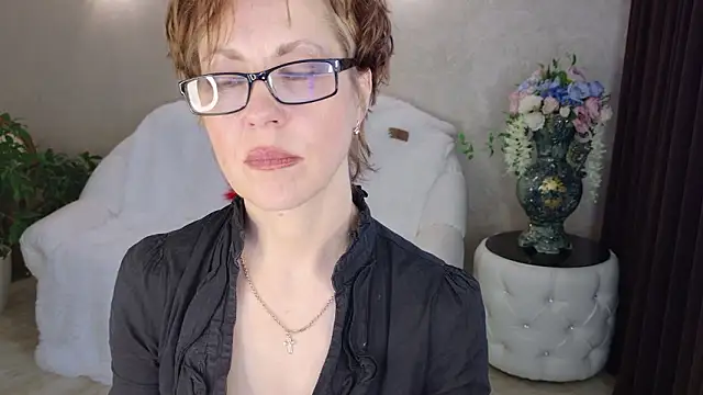 แชท XXX สดของ LioraWeiss