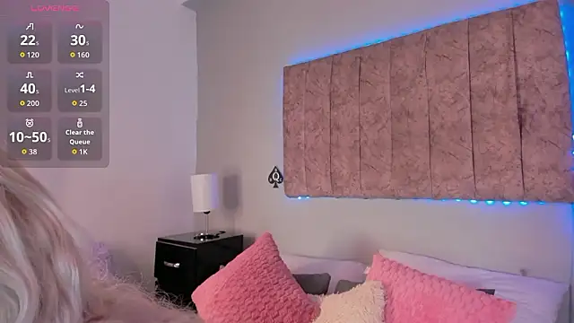 naomi_sanz Chat XXX live