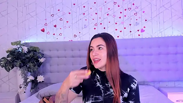 SaraAlvarezx's Live XXX Chat