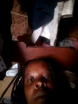 Tatenda-27's Live XXX Chat