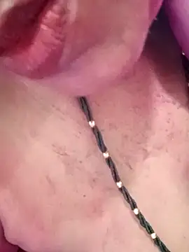 anamik03 Adlı Modelin Canlı XXX Sohbeti