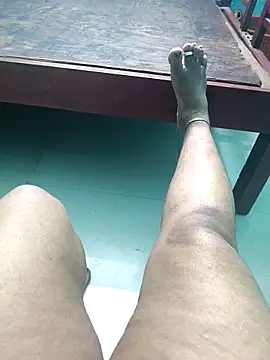 Villageanuty's Webcam Show