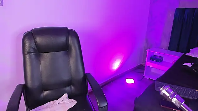 Saarada 即時 XXX 聊天