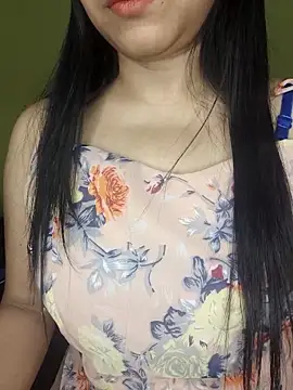 Pokazy przed kamerką – Ishaa_03