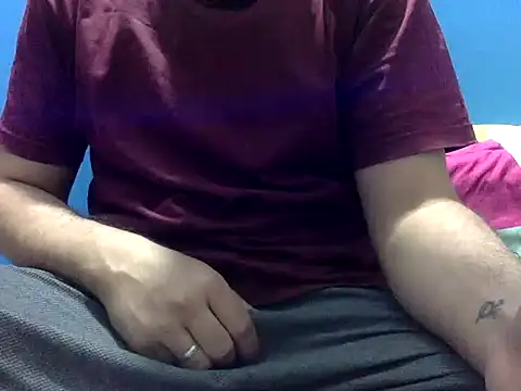 Precumboner Live XXX Chat