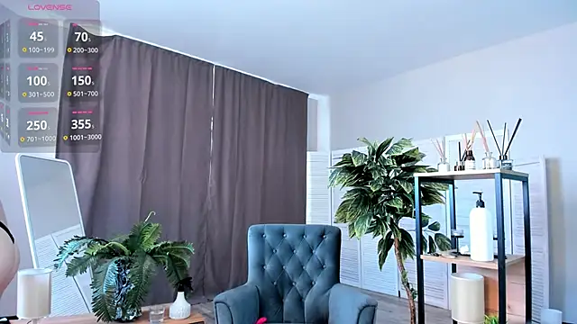 CleliaRostek's Live XXX Chat