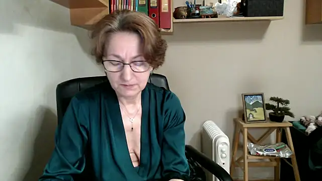 Chat +18 de katemodel ao vivo