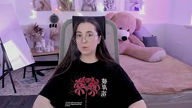 VirtuallVoyantn Live XXX chat