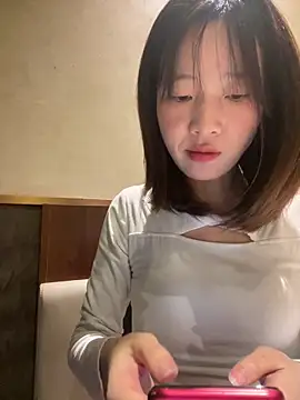 littleqiu Pertunjukan Webcam