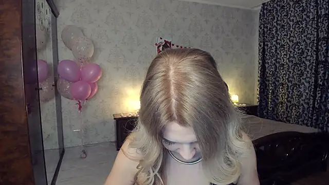 LunaFlinn's Live XXX Chat