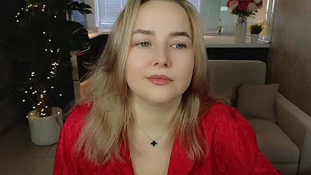 Mira_Mermayd élő XXX-chatje